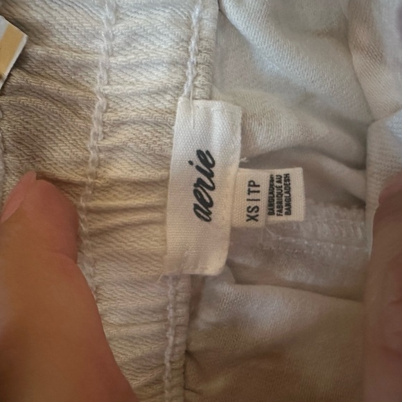 Aerie Cream and Brown Jean Shorts Distressed Frayed Hem - Picture 3 of 3